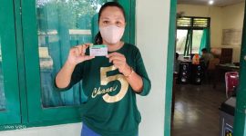 Vivian, warga Kabupaten Sikka, peserta JKN-KIS 