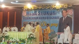 Misa Syukur Peluncuran Buku Dian Yang Tetap Bercahaya di Gedung SCC Maumere, Kamis (6/10)