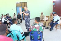 Kunjungan kerja Danlanal Maumere di Desa Kojadoi, Senin (10/10) (foto: istimewa) 