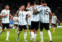 Pemain Argentina merayakan kemenangan