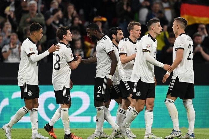 Para pemain Jerman merayakan gol Jonas Hofmann ke gawang Inggris dalam laga UEFA Nations League, Selasa (7/6) lalu