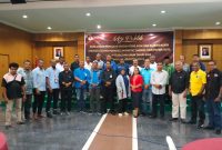 Pimpinan partai politik di Kabupaten Sikka pose bersama usai tahapan uji publik rancangan dapil, Sabtu (10/12) di Hotel Sylvia Maumere 