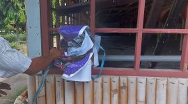 Spanduk provokatif penolakan Anis Baswedan dicopot, Senin (9/1) (foto: istimewa)