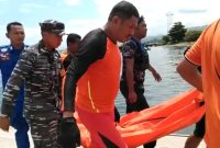 Nelayan Lembata meninggal akibat terseret arus, dievakuasi ke RSUD Lembata, Rabu (22/2) 
