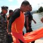 Nelayan Lembata meninggal akibat terseret arus, dievakuasi ke RSUD Lembata, Rabu (22/2) 