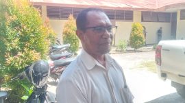 Pelaksana Tugas Kepala Dinas Dukcapil Sikka Florianus Wempi