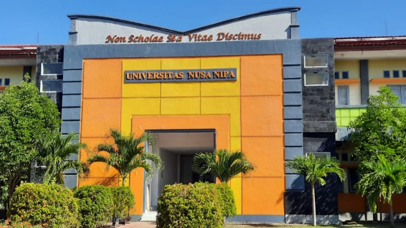 Kampus Unipa Maumere di Jalan Kesehatan