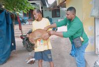 Kegiatan vaksinasi di Desa Reroroja Kecamatan Magepanda, Jumat (19/5)