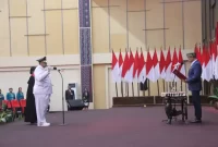 Gubernur NTT Viktor Bungtilu Laiskodat melantik Matheos Tan sebagai Penjabat Bupati Lembata