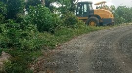 Pekerjaan peningkatan ruas jalan Kei-Riit, menggunakan dana pinjaman daerah senilai Rp 7,5 miliar