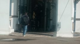 Iswadi mendatangi Kantor Kejaksaan Negeri Sikka beberapa waktu lalu guna memberikan keterangan terkait dugaan suna dana sertifikasi guru di Dinas PKO Kabupaten Sikka 