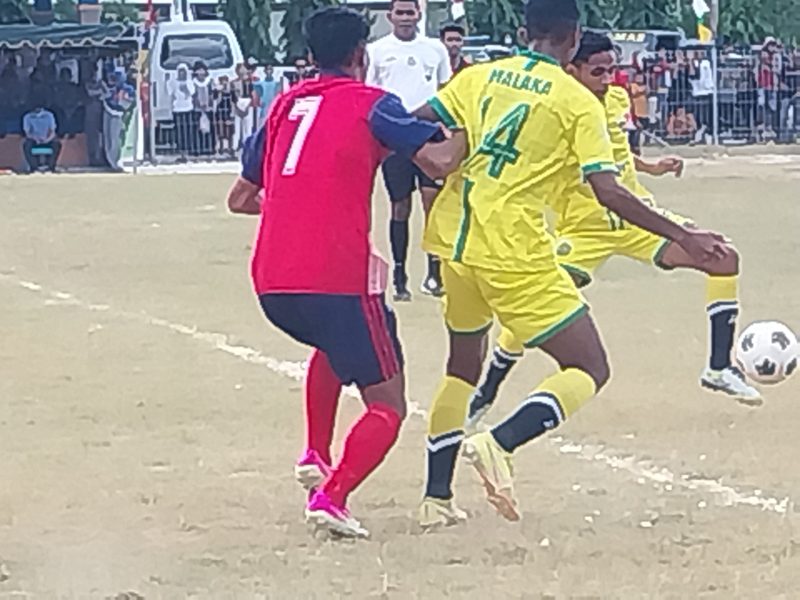 Perse Ende dan Malaka bermain imbang di Lapangan CN Dillak, Senin (14/8)