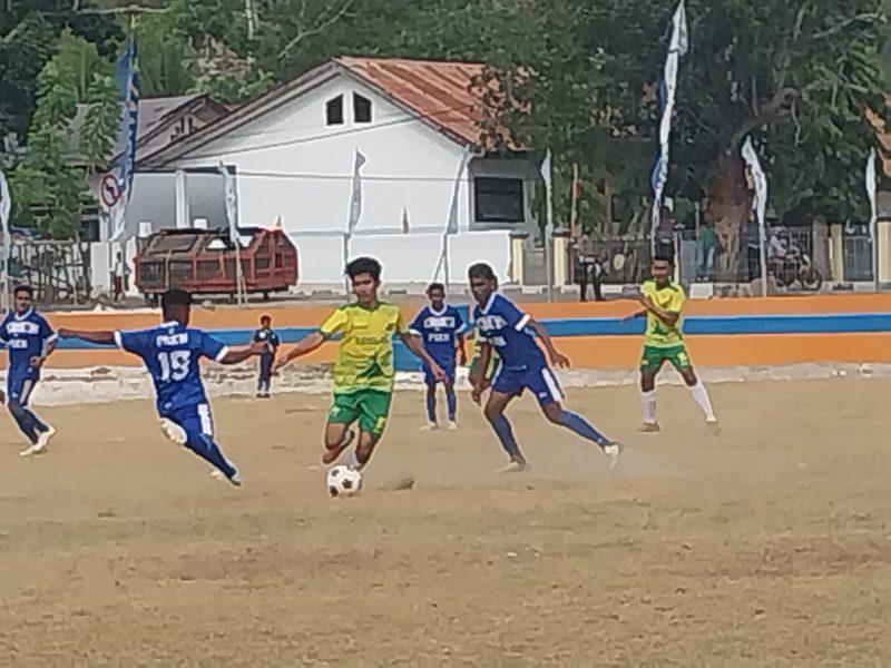 Persim Manggarai dan PSKN Kefamenanu imbang 2-2 di Lapangan CN Dillak, Selasa (15/8) pagi