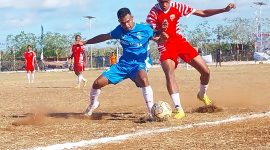 Derby Perseftim Flotim dan Bintang Muda Perkasa di Lapangan Paulina Haning-Bullu, Jumat (18/8) petang 