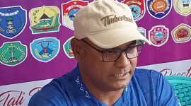 Sekda Lembata Paskalis Tapobali