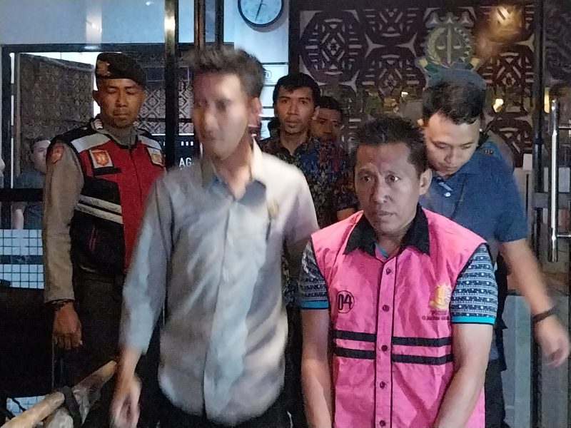 Teraangka IS, operator dana sertifikasi guru di Dinas PKO Sikka