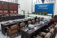 Suasana rapat paripurna di DPRD Sikka, Kamis (14/9) 