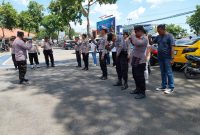 Kabag Ops Polres Sikka AKP Syafrudin sedang memberikan arahan terkait rencana kegiatan Operasi Pekat