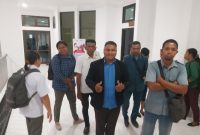 Sejumlah guru TP mengadukan nasib mereka kepada Penjabat Bupati Sikka, Rabu (27/9) 
