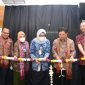 Dirut BPJS Kesehatan Ghufron Mukti melakukan launching Loket Pelayanan Informasi BPJS dan POROS di RSUP Dr Sardjito Sleman, Jumat (29/9)