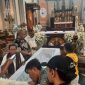 Jenazah Uskup Agung Ende Mgr Vincentius Sensi Potokota disemayamkan di Gereja Katedral Jakarta, Senin (20/11)