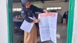 Surat suara Dapil 1 Sikka terobek menjadi 2 bagian, Rabu (20/12) 