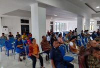 Pegawai Setda Sikka dikerahkan menghadiri acara pelantikan Penjabat Sekda Sikka, Jumat (29/12)