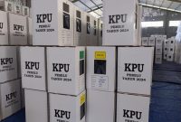 Kotak suara Pemilu 2024 di gudang penyimpanan logistik KPU Sikka