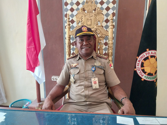 Kasat Pol PP dan Damkar Kabupaten Sikka Verdinando Lepe 