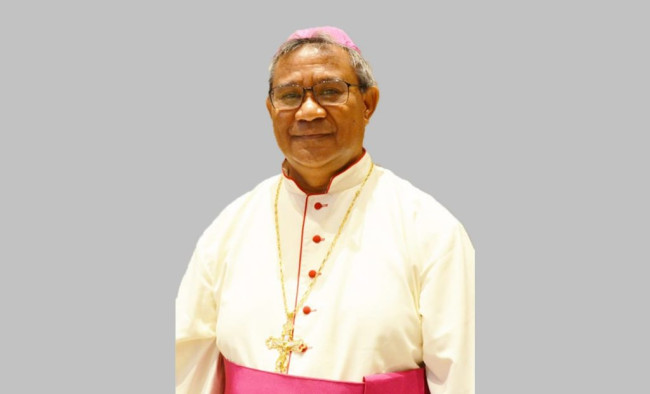 Uskup Maumere Mgr Edwaldus Martinus Sedu 