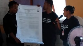 Suasana rekapitulasi di PPK Alok, Minggu (18/2)