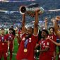 Euforia pemain Qatar mengangkat tropi Piala Asia 2023 