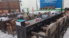 Ruang paripurna DPRD Sikka