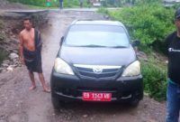 Mobil operasional Bagian Ekonomi Setda Sikka