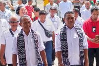 Pasangan Flory-Ken serius memperhatikan nasib petani