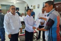 Calon Bupati Sikka Suitbertus Amandus mendaftar di Partai Garuda Sikka