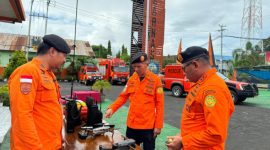 Pengecekan kesiapan sarana komunikasi untuk kegiatan Siaga SAR Khusus Lebaran, Kamis (4/4)