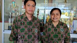 Ketua Panitia Pesona Sains SMPK Frater Maumere Maria Mystica Gena Grassa didampingi Wakil Ketua Panitia Yohanes Lukas Kalu