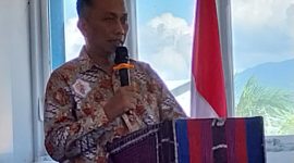 Rektor Universitas Muhammadiyah Maumere Erwin Prasetyo