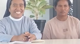 Koordinator TRuK Suster Fransiska Imakulata bersama Maria Herlina, istri almarhum korban TPPO, Kamis (27/6)