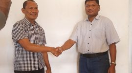 Pasangan bakal calon perseorangan Florianus Mekeng dan Alfridus Melanus Aeng