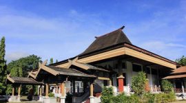 Gedung DPRD Sikka di Jalan Eltari