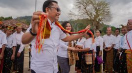 Bakal Calon Gubernur NTT Ansy Lema di Mukun, Selasa (17/9)