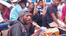 Aksi Massa Simpatisan Pendukung Yuvinus Solo alias Joker, Selasa (19/11)