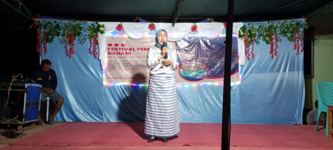 Sekretaris Desa Pemana Hesty