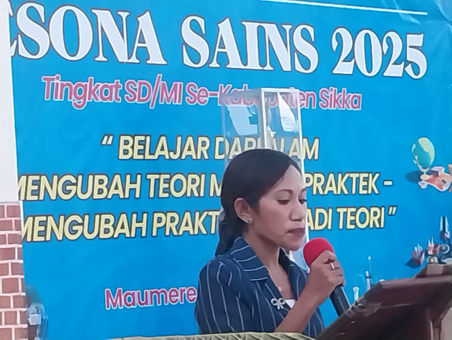 Ketua Panitia Pesona Sains 2025 SMPK Frater Maumere Maria Pastarada