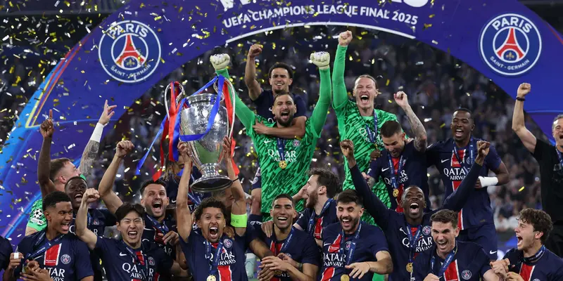 Selebrasi kubu PSG usai bekuk Inter Milan di Final Liga Champions, Minggu (1/6) dinihari WIB