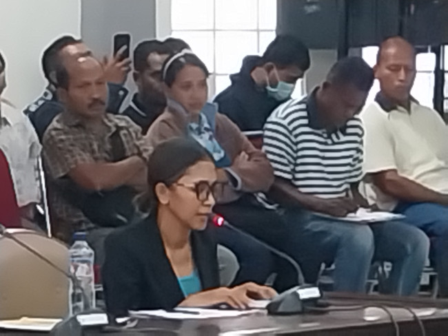 Christin Geor, perwakilan PT One Degree Fish saat RDP bersama DPRD Sikka, Rabu (4/6)