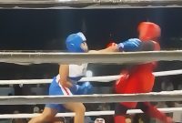 Laga di kategori Yuoth Girls 54kg pada hari pertama Kejuaraan Tinju Amatir di Maumere, Jumat (20/6) malam