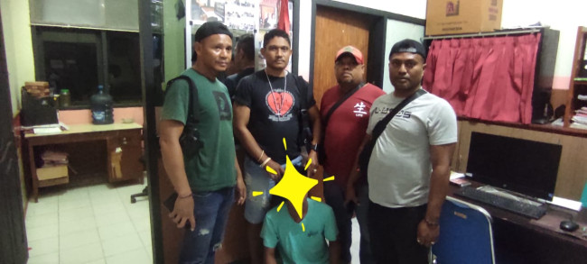 Tim Buser Polres Sikka membekuk terduga pelaku penganiayaan yang mengakibatkan orang meninggal dunia, Kamis (26/6)